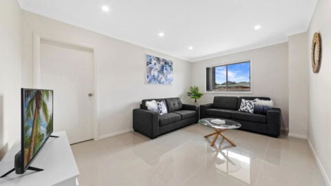 Avani - Modern & Tranquil - Wifi - Accommodation Broadbeach 0