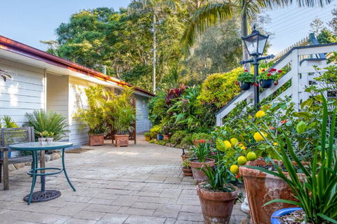 Avocado Sunset Bed & Breakfast - Accommodation Broadbeach 3