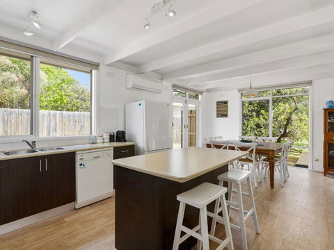 Avonlea Sorrento Holiday House - Accommodation Broadbeach 2