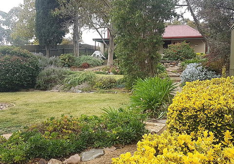 Ayers Burra - Historical 1851 Cottage - Accommodation Broadbeach 3