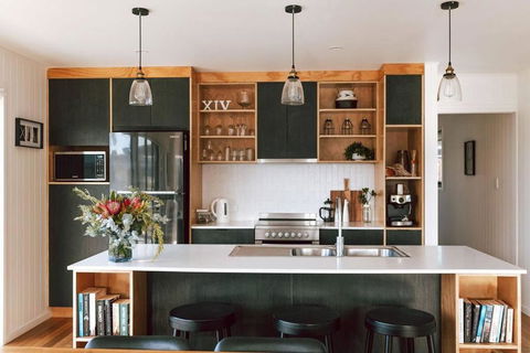 B E A C H H O U S E X I V - Accommodation Broadbeach 0
