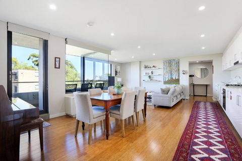 B314S - Waverton Village Heights - Accommodation Broadbeach 0