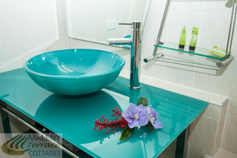 Maleny Terrace Cottages - Accommodation Broadbeach 7