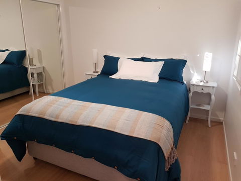 Bee-Haven Cottage - Accommodation Broadbeach 0