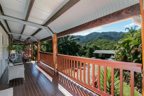 Daintree Manor B&B - Accommodation Broadbeach 20