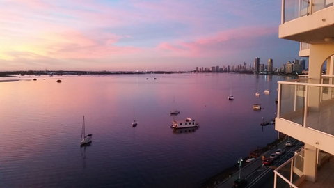 Beaconlea - Accommodation Broadbeach 24