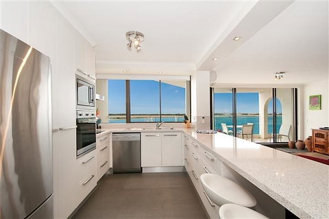 Beaconlea - Accommodation Broadbeach 3