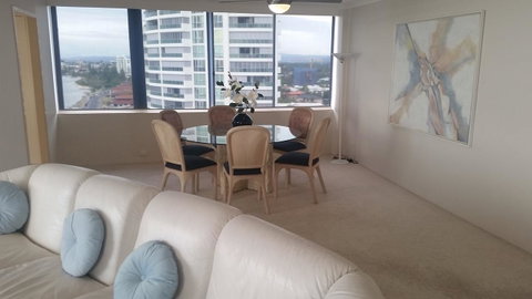 Beaconlea - Accommodation Broadbeach 18