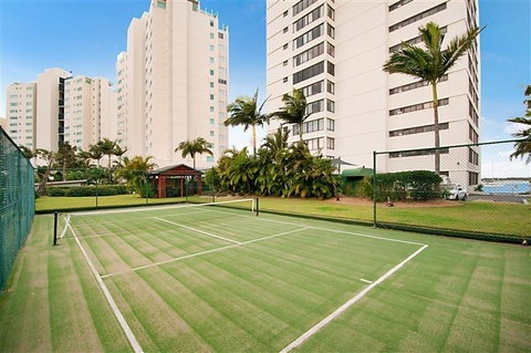 Beaconlea - Accommodation Broadbeach 40