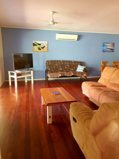Arcadia Beach Guest House And Car Hire - Accommodation Broadbeach 23