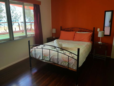 Arcadia Beach Guest House And Car Hire - Accommodation Broadbeach 22