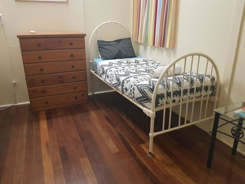 Arcadia Beach Guest House And Car Hire - Accommodation Broadbeach 9