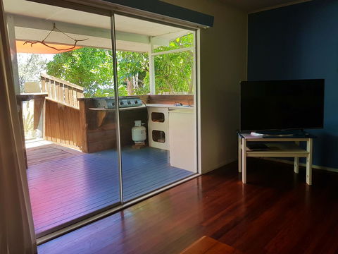 Arcadia Beach Guest House And Car Hire - Accommodation Broadbeach 19