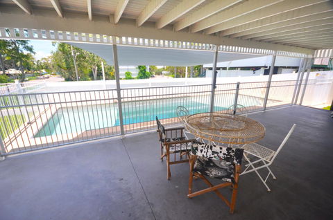 Island Adventure Holiday House - Accommodation Broadbeach 9