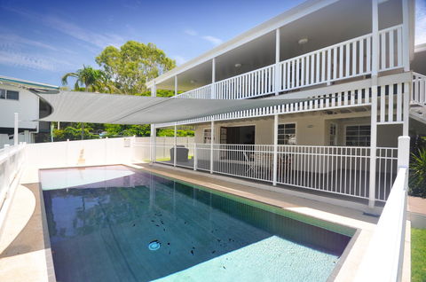 Island Adventure Holiday House - Accommodation Broadbeach 8