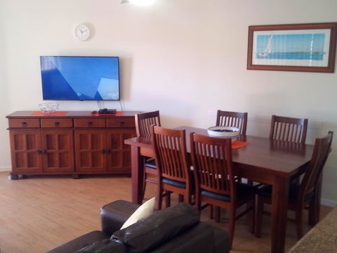 The Apartments Kings Beach Surfside - Accommodation Broadbeach 2
