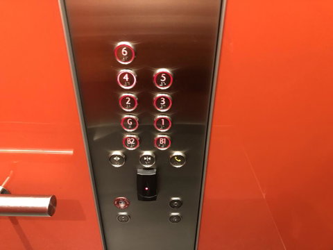 1 Bedroom Gym Pool Sauna Car Park - Accommodation Broadbeach 0