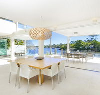12 Noosa Parade - Accommodation Broadbeach