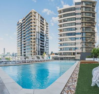 2 Bed Brisbane Resort Apartment - Accommodation Broadbeach