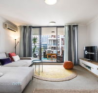 2 Bedroom 2 Bathroom Apt with Balcony and Parking - Accommodation Broadbeach