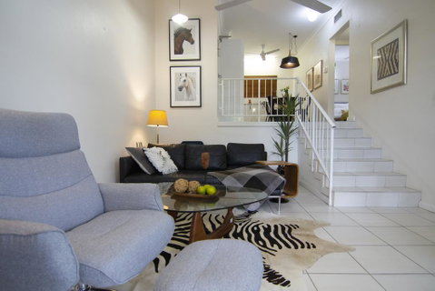 2 Bedroom Close To CBD - Accommodation Broadbeach 0