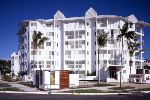 201 Lake Street - Accommodation Broadbeach 0