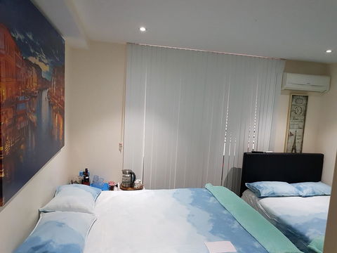 21 Sorrell Shared Apartment - Accommodation Broadbeach 2