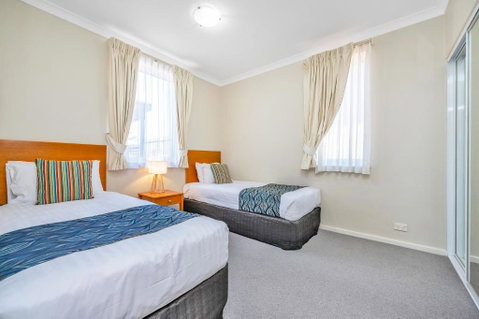 C Mandurah Apartment Resort - Accommodation Broadbeach 3