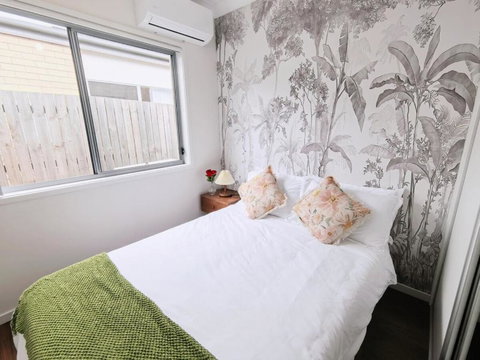 Coomera Comfort Lodge Near Theme Park & Westfield - Accommodation Broadbeach 2