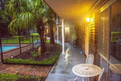 Coomera Motor Inn - Accommodation Broadbeach 3