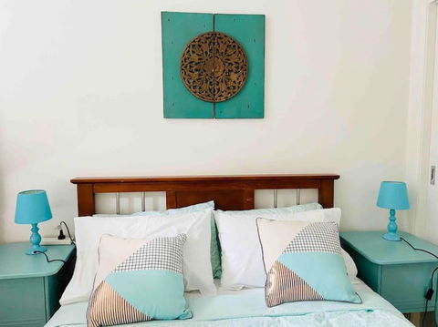 D121 Fabulous Marsh Stay - Accommodation Broadbeach 0