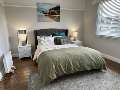 Daisy Cottage On Duke 3BR - Accommodation Broadbeach 0