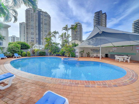 2BR Aloha Lane Main Beach Apartment - Accommodation Broadbeach 3