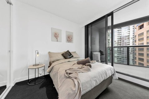A Modern Apt, 5-min Walk To Queen Victoria Market - Accommodation Broadbeach 2