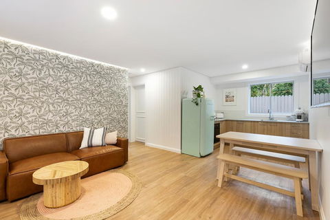 A PERFECT STAY - Sunset Beach - Surfside - Accommodation Broadbeach 0