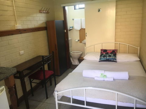 A Railway Lodge - Accommodation Broadbeach 3