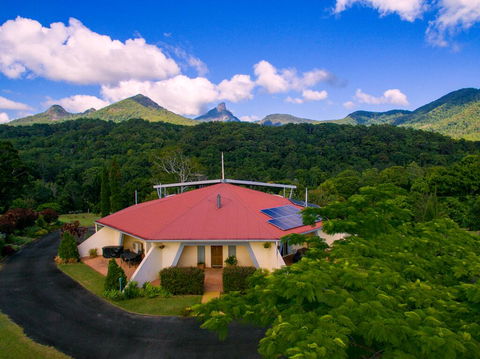 A View Of Mount Warning - Accommodation Broadbeach 0