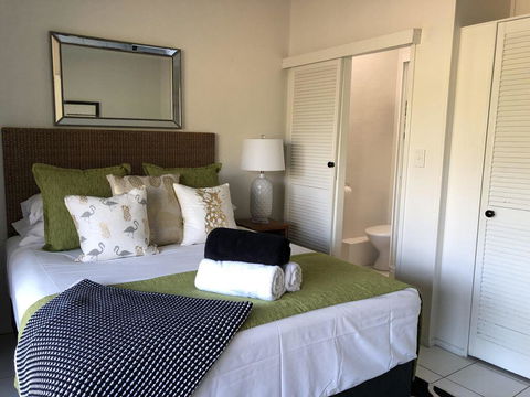 Absolute Beachfront - Accommodation Broadbeach 1