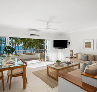 Absolute Beachfront Apt. In Alamanda Beachfront Resort 14 - Accommodation Broadbeach