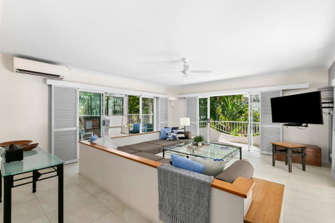 Absolute Beachfront Apt. With Private Pool In Alamanda Beachfront Resort (48) - Accommodation Broadbeach 3