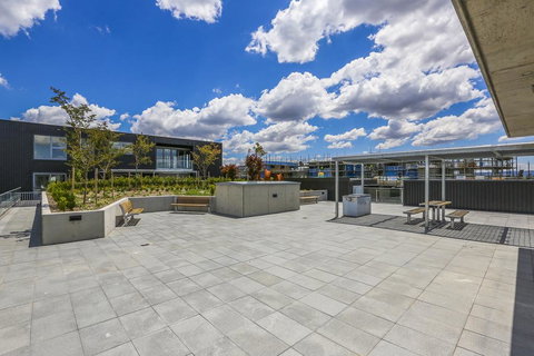 Accommodate Canberra - Quayside - Accommodation Broadbeach 3