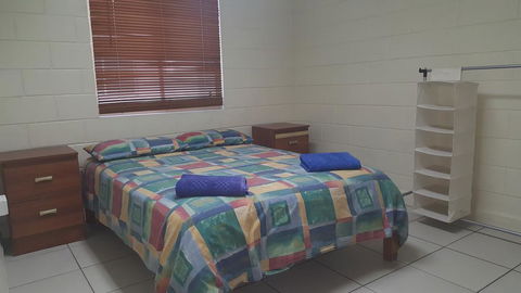 Accommodation @ Isa - Accommodation Broadbeach 1