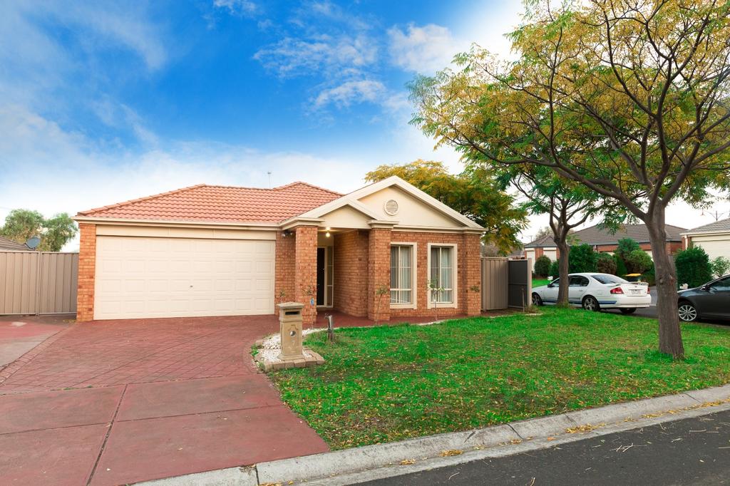 Roxburgh Park VIC Accommodation Broadbeach
