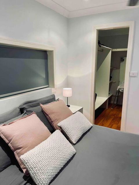DOCK 08 Riverside Entertainer Pets Welcome - Accommodation Broadbeach 3