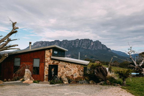 Eagles Nest Retreat - Accommodation Broadbeach 2