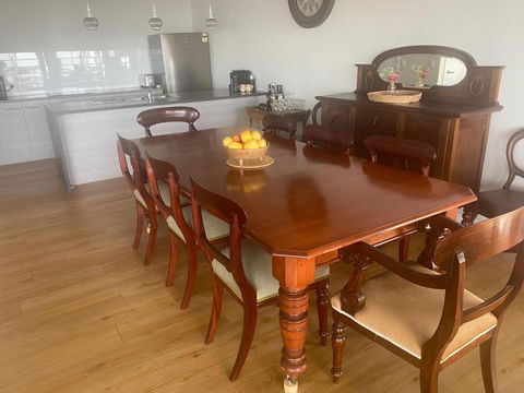 Edithburgh Sea Views - Accommodation Broadbeach 2