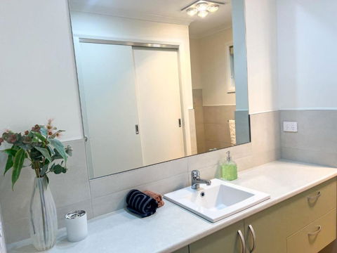 Eucalyptus House - Accommodation Broadbeach 4