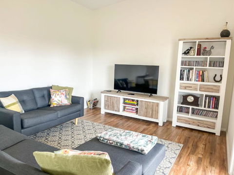 Eucalyptus House - Accommodation Broadbeach 0