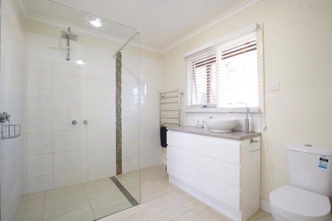 Goolwa River Retreat - Accommodation Broadbeach 3