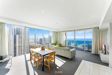 H Residences - Private Apartments - Apartment Stay - Accommodation Broadbeach 1
